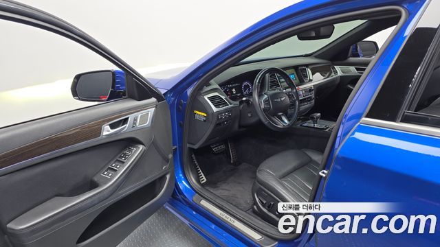 Genesis G80 2018 — photo 10