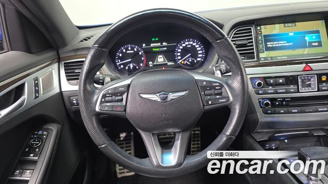 Genesis G80 2018 — photo 14