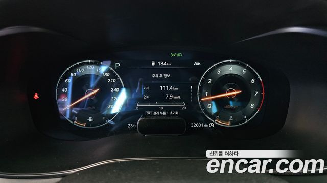 Genesis G70 2023 — photo 11