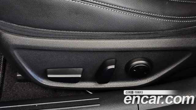 Genesis G70 2023 — photo 33