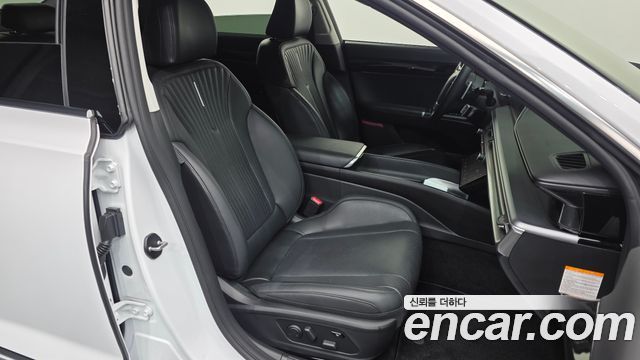 Hyundai Grandeur 2023 — photo 17