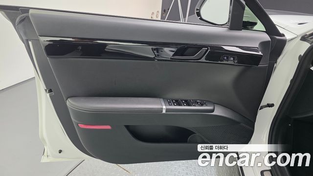 Hyundai Grandeur 2023 — photo 14