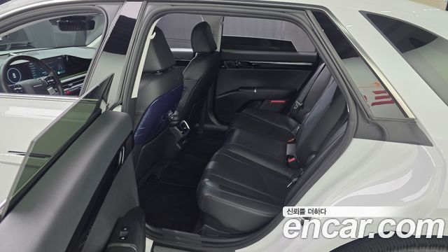 Hyundai Grandeur 2023 — photo 16