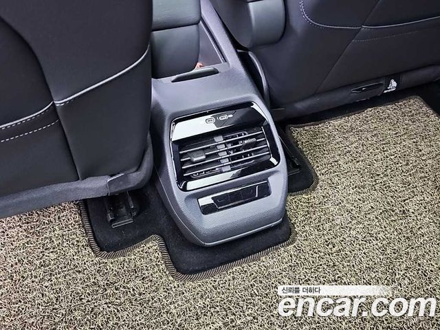Volkswagen ID.4 2023 — photo 12