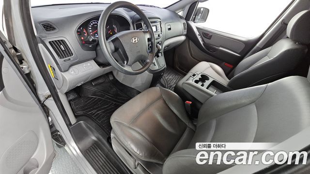 Hyundai Starex 2016 — photo 10