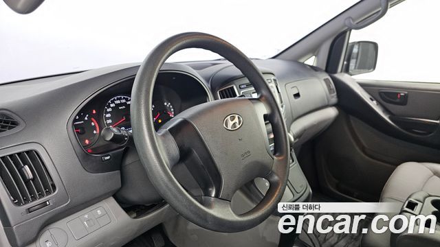 Hyundai Starex 2016 — photo 21