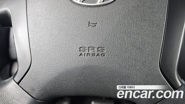 Hyundai Starex 2016 — photo 24