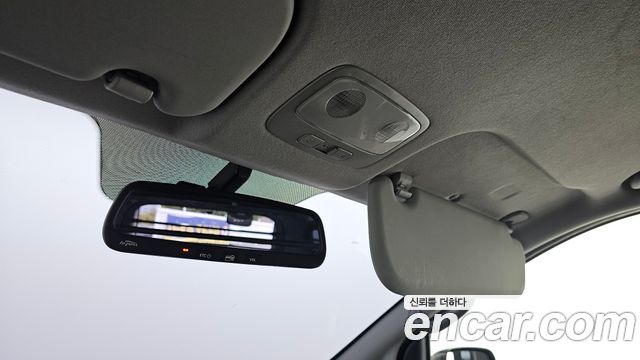 Hyundai Starex 2016 — photo 26