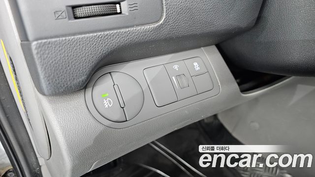 Hyundai Starex 2016 — photo 27
