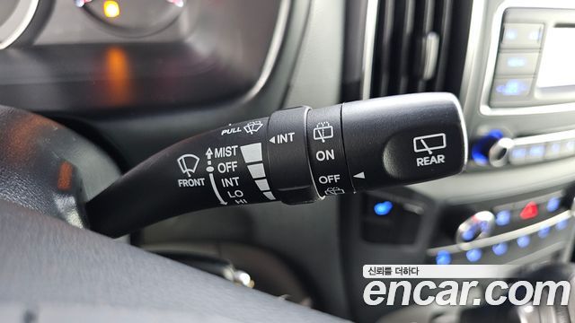 Hyundai Starex 2016 — photo 28