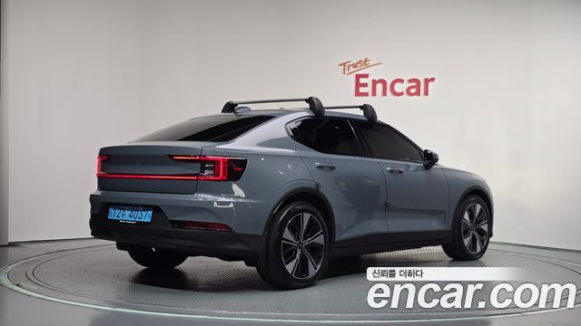Polestar Polestar 2 2023 — photo 2