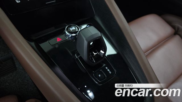 Polestar Polestar 2 2023 — photo 12