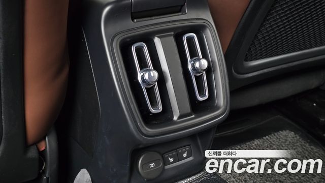 Polestar Polestar 2 2023 — photo 21