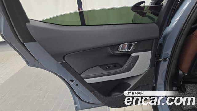 Polestar Polestar 2 2023 — photo 15