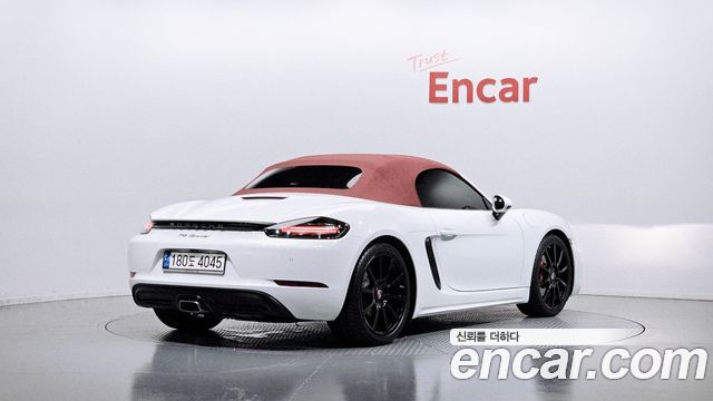 Porsche 718 2022 — photo 2