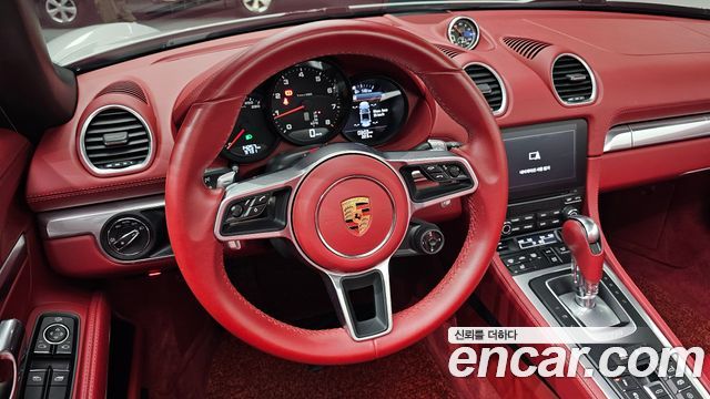 Porsche 718 2022 — photo 11