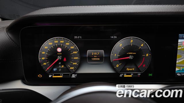 Mercedes-Benz CLS-Class 2019 — photo 8