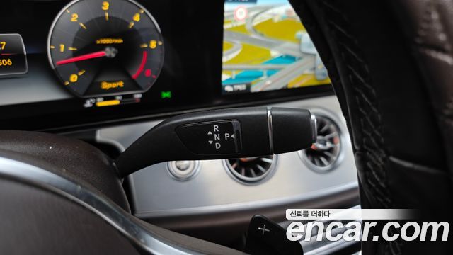 Mercedes-Benz CLS-Class 2019 — photo 9