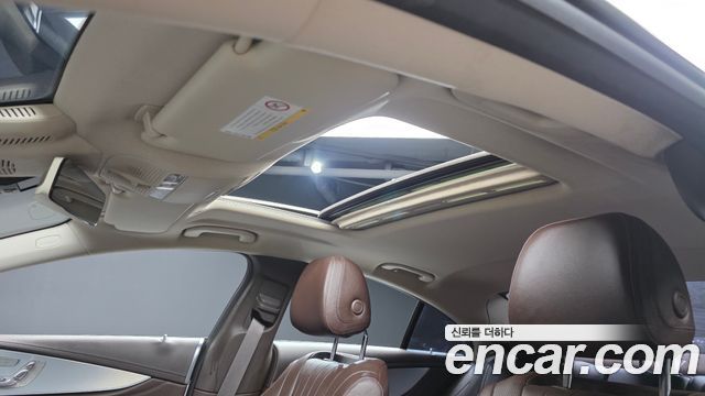 Mercedes-Benz CLS-Class 2019 — photo 16