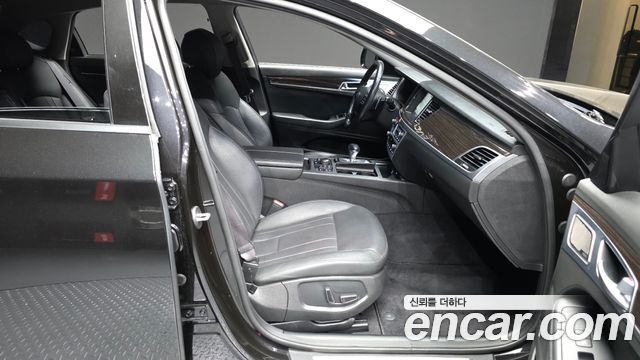 Genesis G80 2019 — photo 11