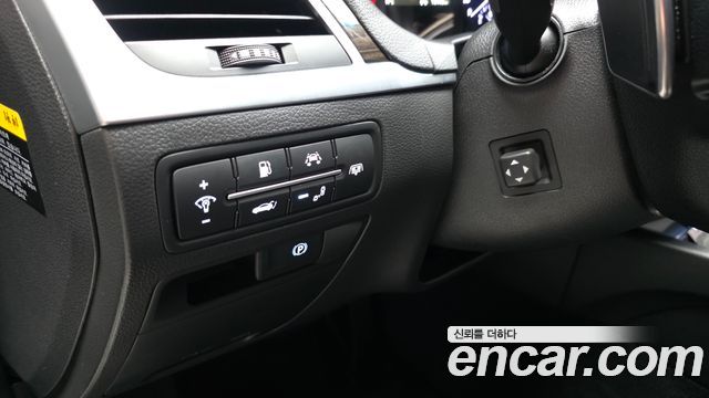 Genesis G80 2019 — photo 17