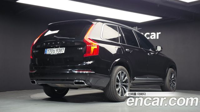 Volvo XC90 2017 — photo 2