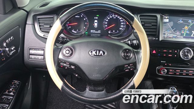 Kia K9 2013 — photo 13
