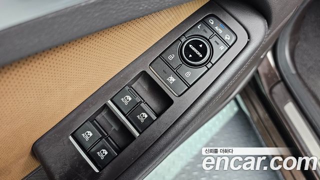Hyundai Genesis 2015 — photo 18