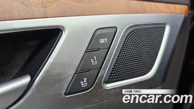 Hyundai Genesis 2015 — photo 19