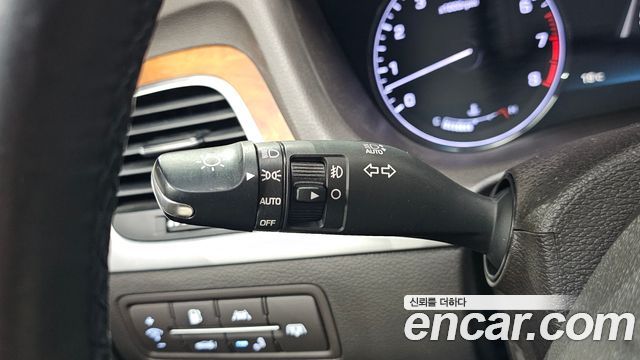 Hyundai Genesis 2015 — photo 23