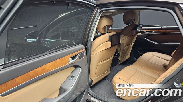 Hyundai Genesis 2015 — photo 31