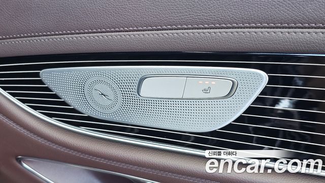 Mercedes-Benz CLS-Class 2019 — photo 18