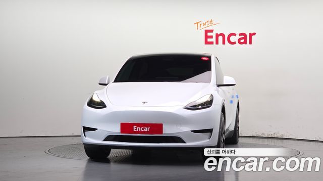 Tesla Model Y 2023 — photo 3