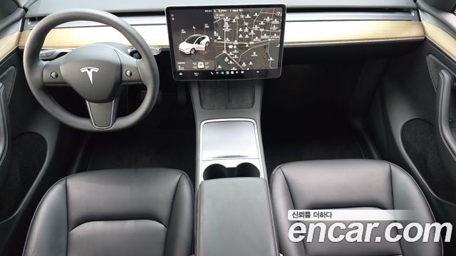 Tesla Model Y 2023 — photo 10