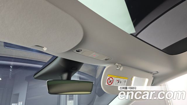 Tesla Model Y 2023 — photo 35