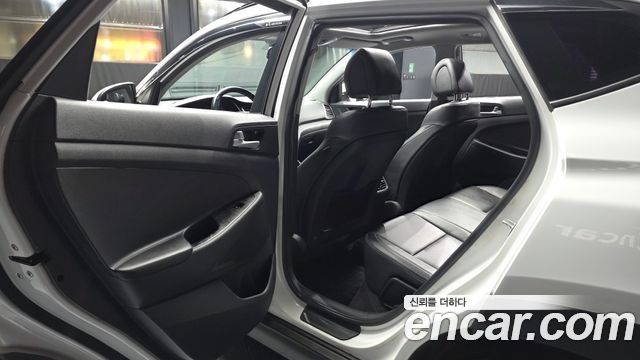 Hyundai Tucson 2016 — photo 16