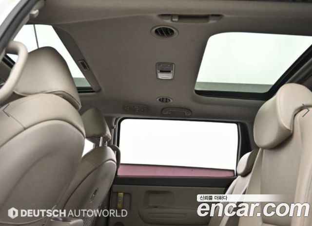 Kia Canival 2016 — photo 18