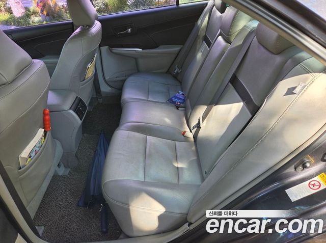 Toyota Camry 2014 — photo 6