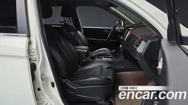 KG Mobility Rexton 2019 — photo 17
