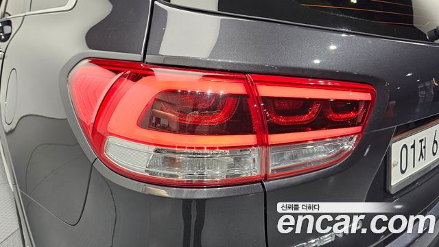 Kia Sorento 2017 — photo 9
