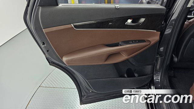 Kia Sorento 2017 — photo 15