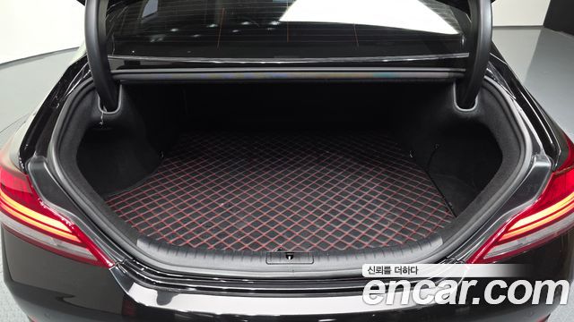 Genesis G70 2018 — photo 26