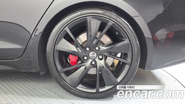 Genesis G70 2018 — photo 7