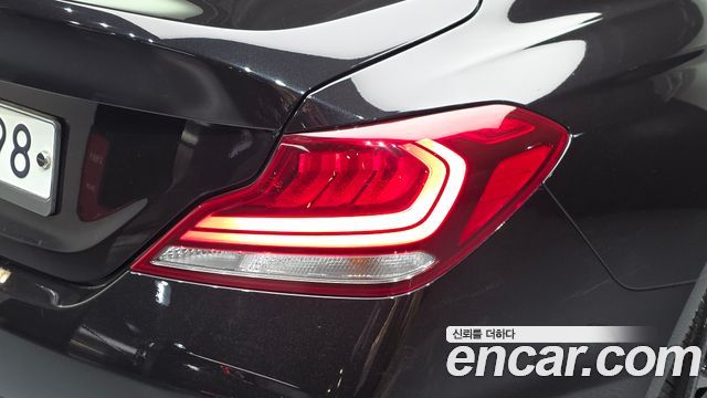 Genesis G70 2018 — photo 9