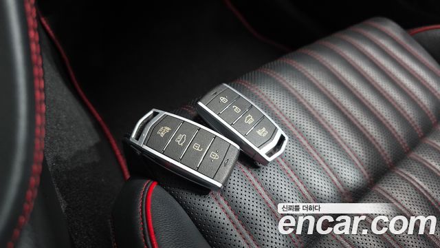 Genesis G70 2018 — photo 29