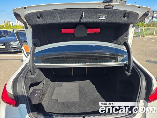 BMW 3-Series 2026 — photo 16