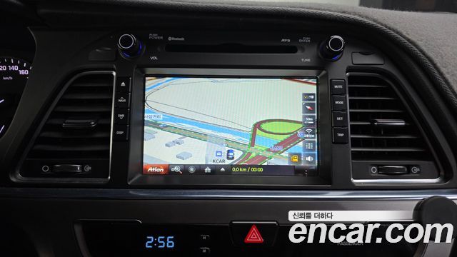 Hyundai Sonata 2015 — photo 16