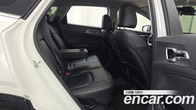 Kia Sportage 2022 — photo 18