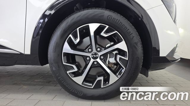 Kia Sportage 2022 — photo 7
