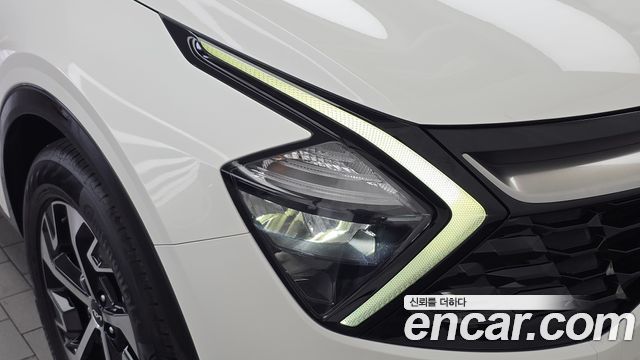 Kia Sportage 2022 — photo 8